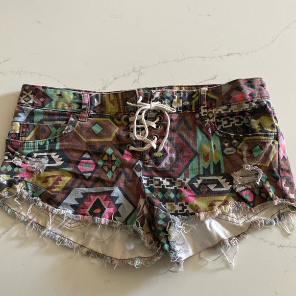 Vintage Billabong Shorts - Picture 1 of 7